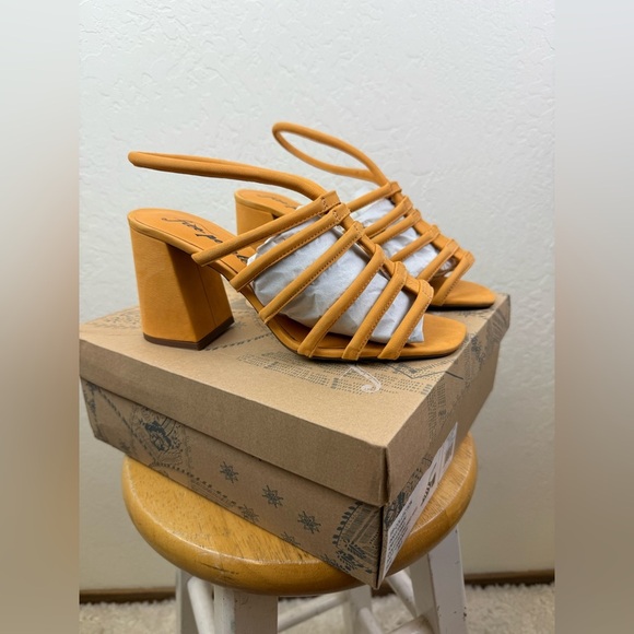 NIB Free People Colette Cinched Orange Sandals, size EU 39.5 or US 8.5 - Picture 10 of 10